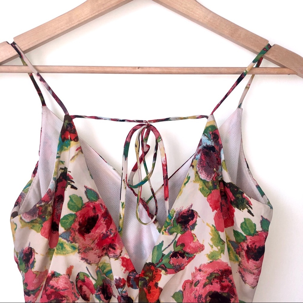 Charlotte Russe Floral Romper Size Small - Picture 5 of 6